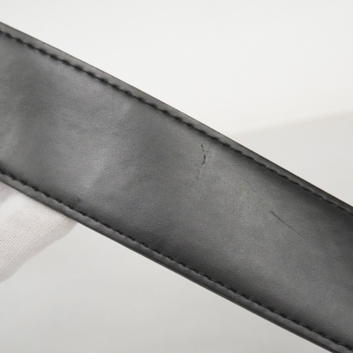 Louis Vuitton Belt Monogram Eclipse LV Initial 40 mm Reversible Black — view 5