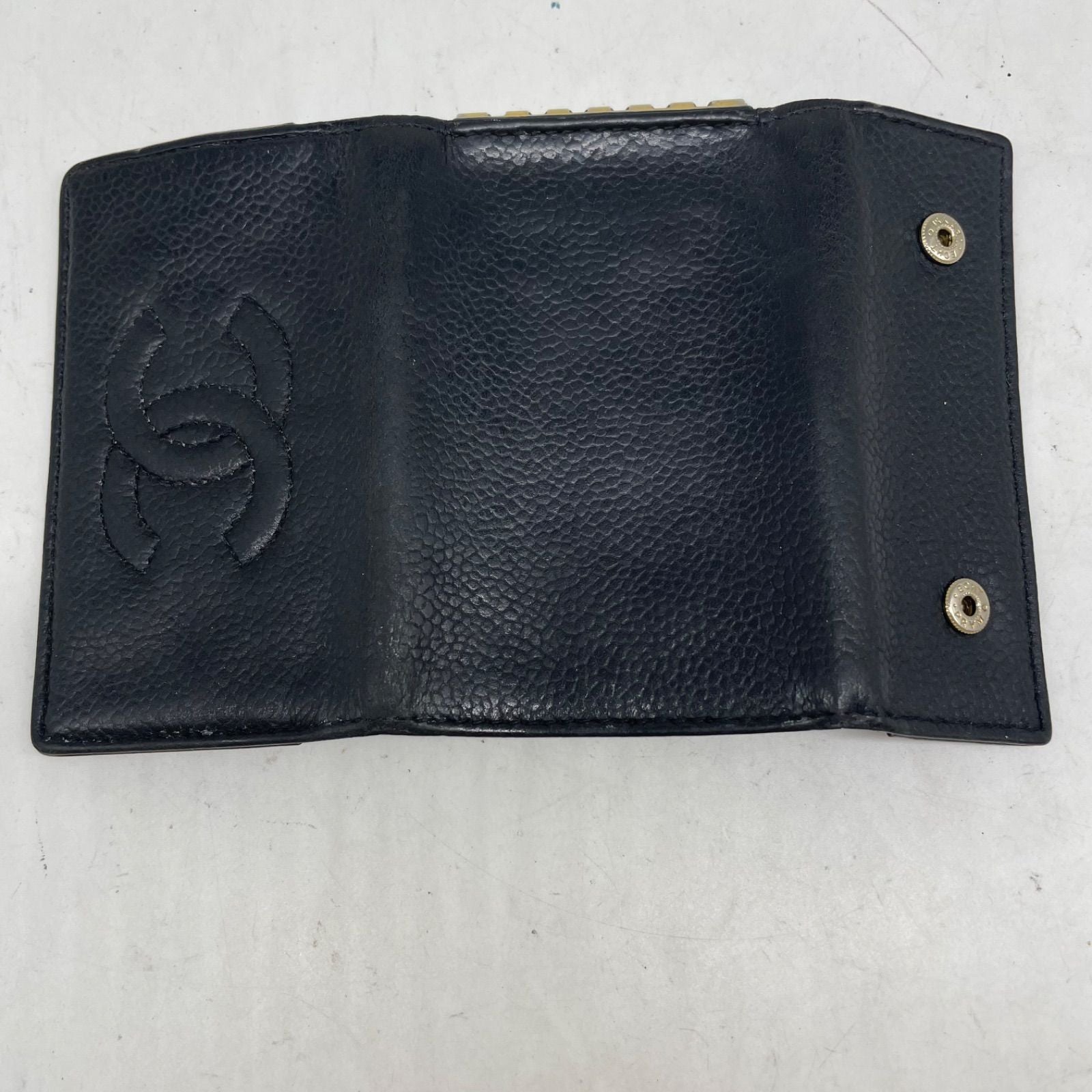 Chanel Key Case CC Logo Caviar Leather Black Key Hook Key Holder — view 4