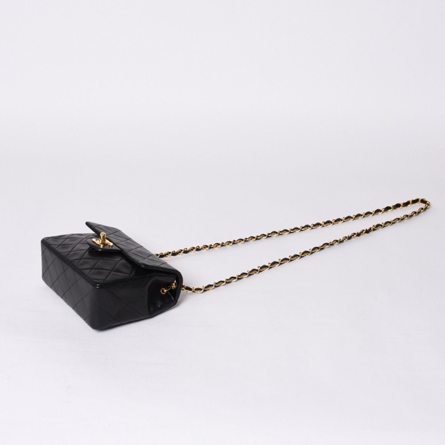 Chanel Mini Quilted 17 S Flap S Chain Shoulder Bag CC Logo Lambskin Black — view 5