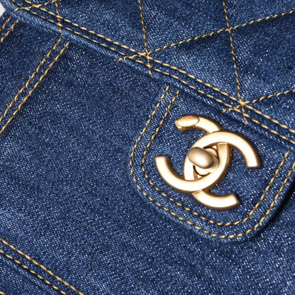 Chanel Chain Shoulder Bag Base CC Logo Denim Indigo Blue Quilted — view 8