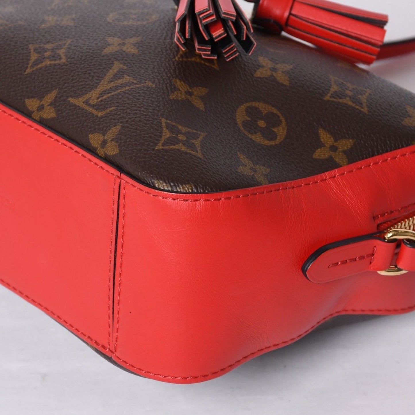 Louis Vuitton Shoulder Bag Saintonge Freesia Brown Red Gold — view 8