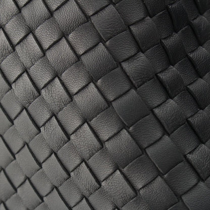 Bottega Veneta Intrecciato Lupe Shoulder Bag Black — view 9