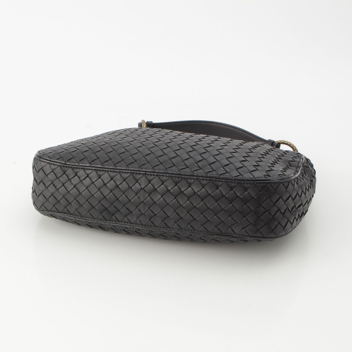 Bottega Veneta Intrecciato Lupe Shoulder Bag Black — view 5
