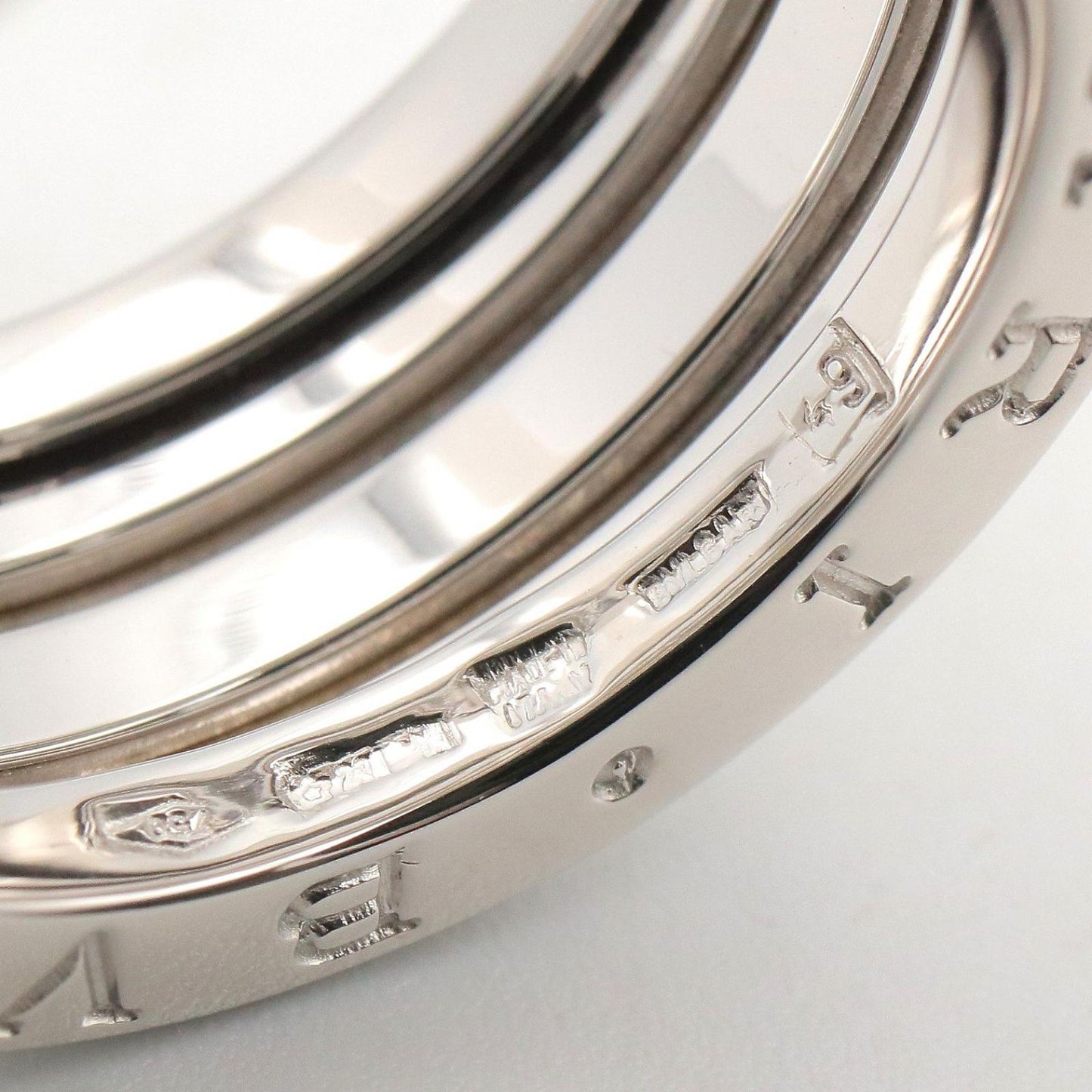 Bvlgari Ring Band 18k White Gold — view 4
