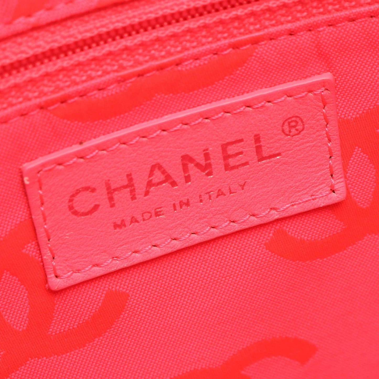 Chanel Tote Cambon Line Black Leather — view 4