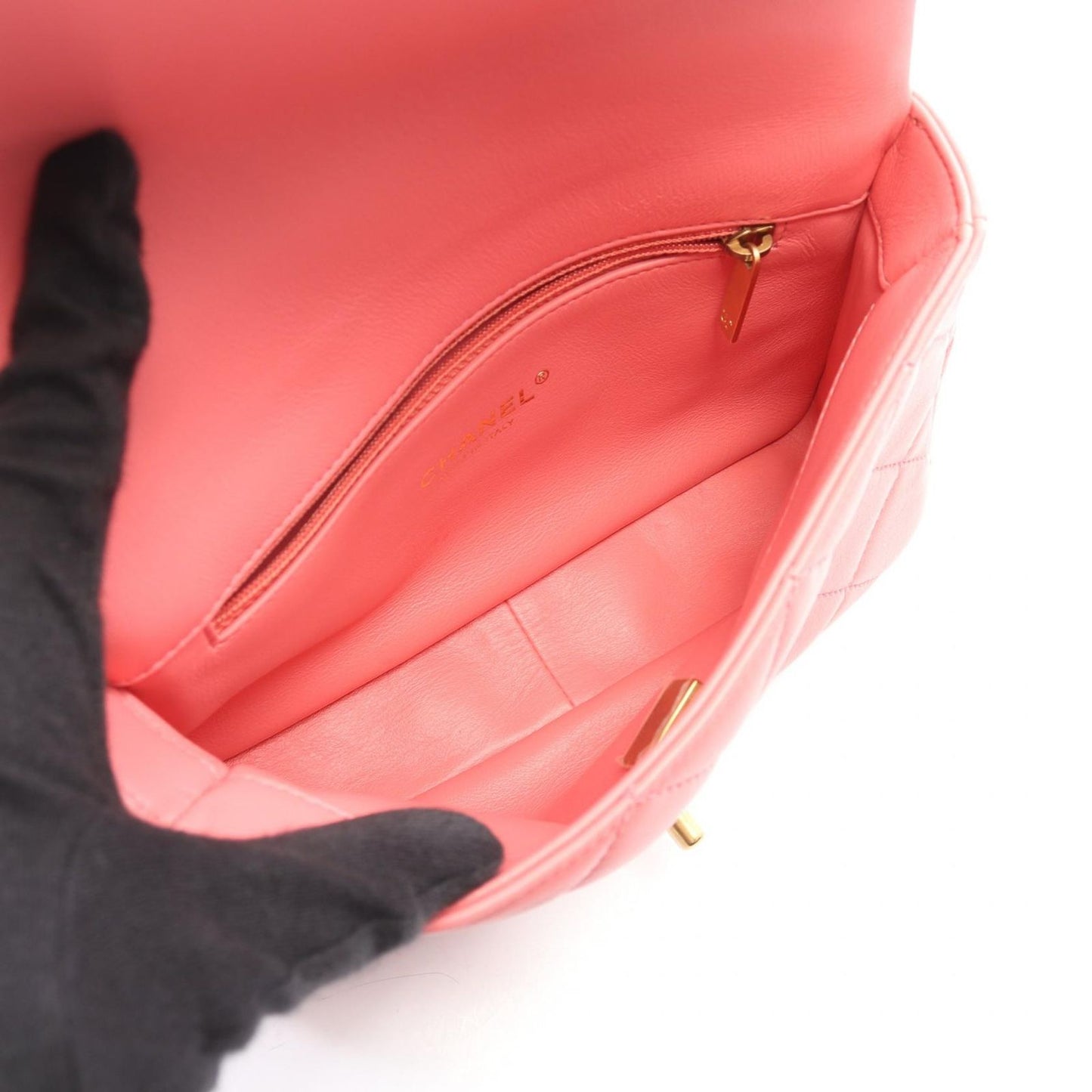 Chanel Shoulder Bag Quilted Pink Lambskin Chain — view 3