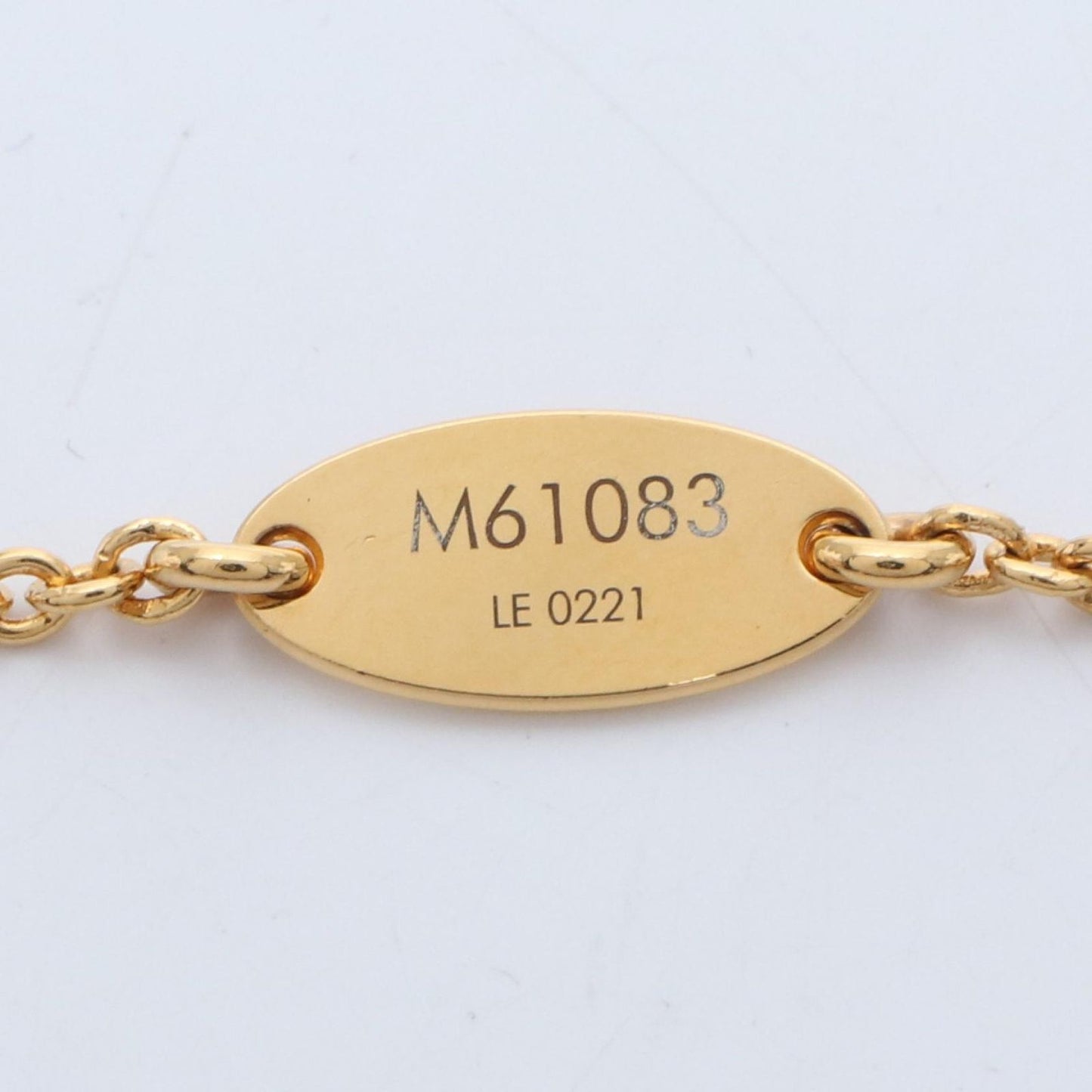Louis Vuitton Necklace Essential — view 5