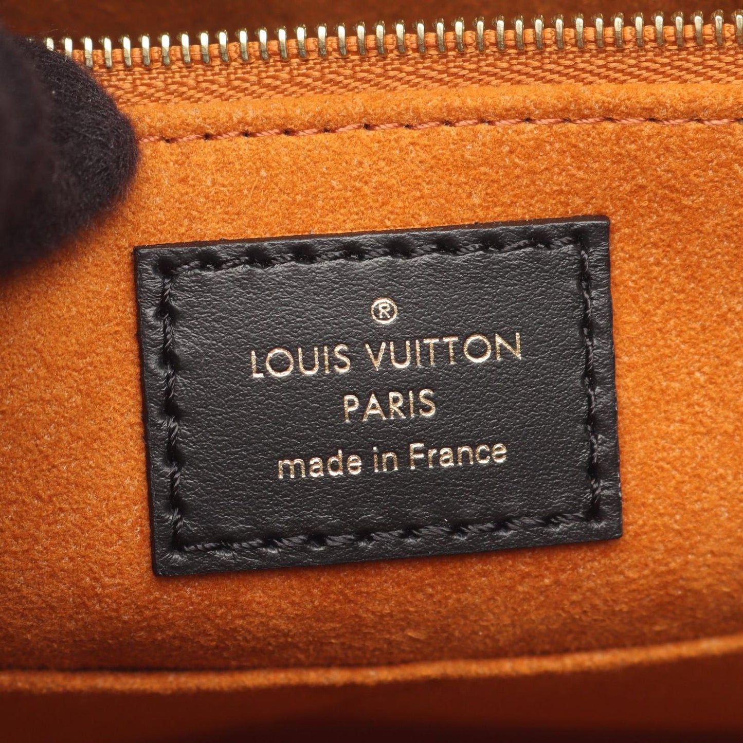Louis Vuitton Tote On The Go MM 2-Way Noir Leather — view 4
