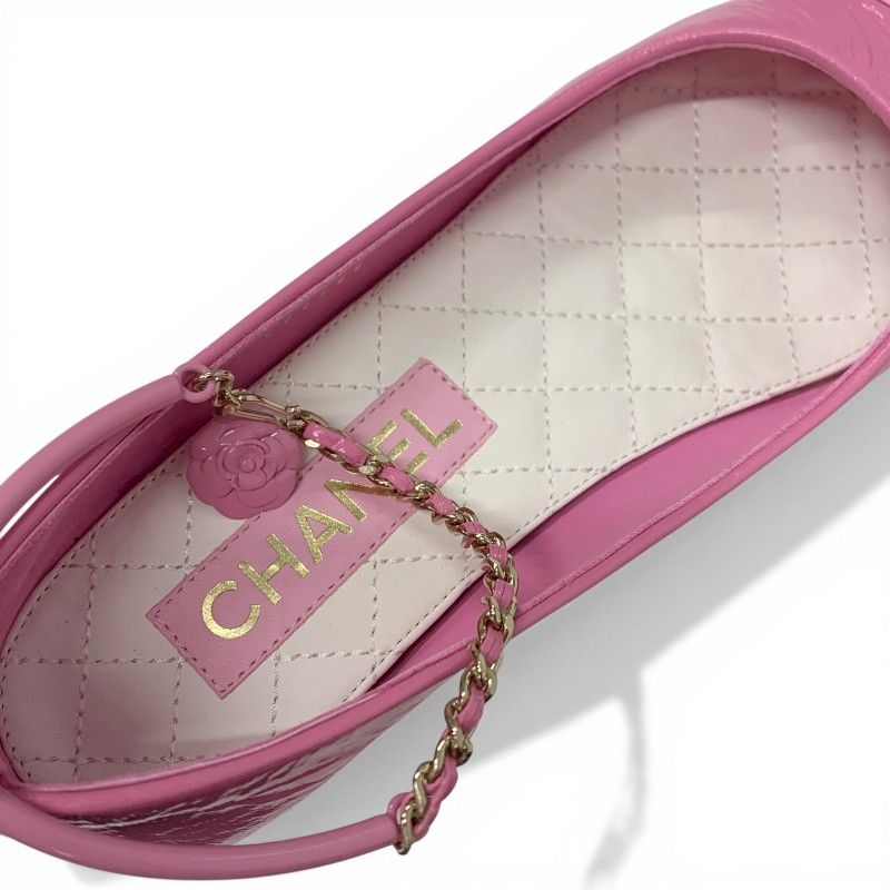 Chanel Flat Shoes Leather Pink Gold CC Logo Camellia Chain Strap Processing — view 7