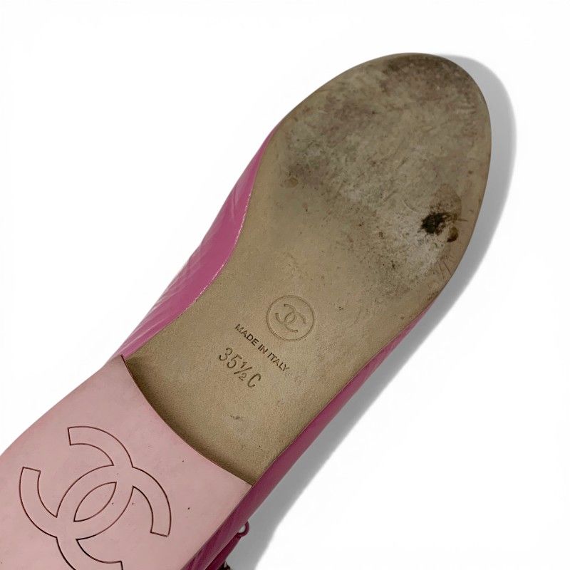 Chanel Flat Shoes Leather Pink Gold CC Logo Camellia Chain Strap Processing — view 8