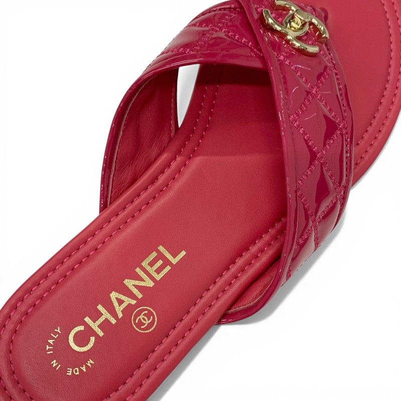 Chanel Sandals Shoes Patent Pink Gold CC Logo Quilted Thong Flat — view 7