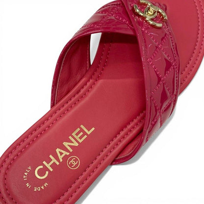 Chanel Sandals Shoes Patent Pink Gold CC Logo Quilted Thong Flat — view 7