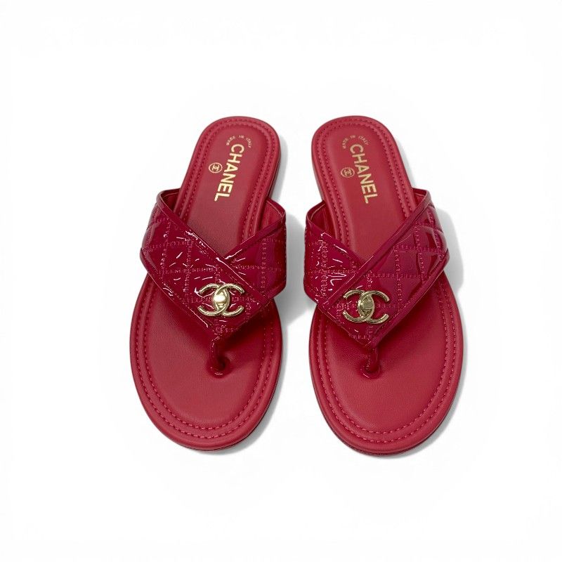 Chanel Sandals Shoes Patent Pink Gold CC Logo Quilted Thong Flat — view 2