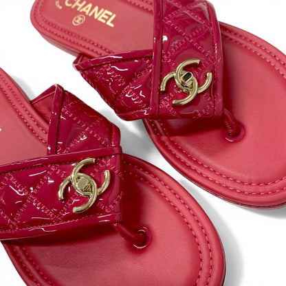Chanel Sandals Shoes Patent Pink Gold CC Logo Quilted Thong Flat — view 9