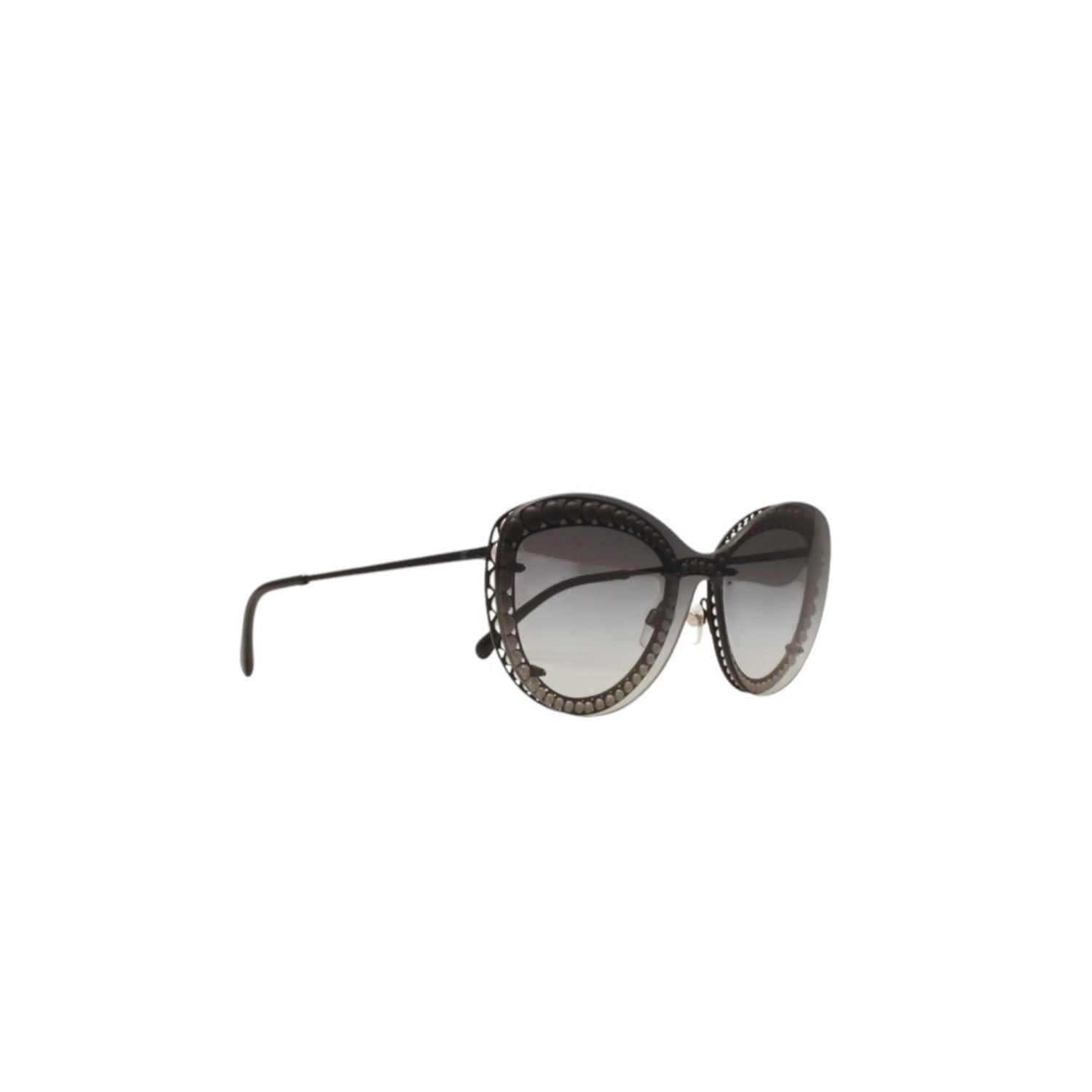 Chanel Sunglasses S6 140 Black Foxy Model Eyewear — view 3