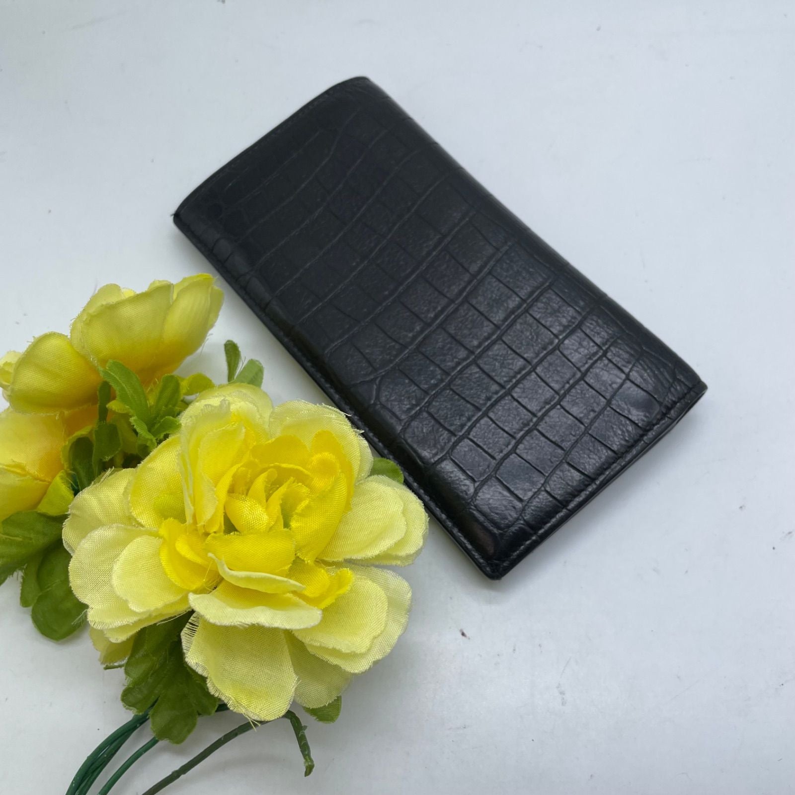 Saint Laurent Wallet Bifold Croco — view 3