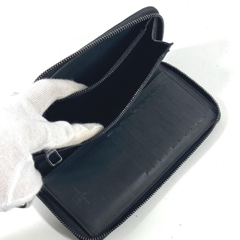 Louis Vuitton Wallet Zippy Vertical Taurillon Clemence Black — view 7