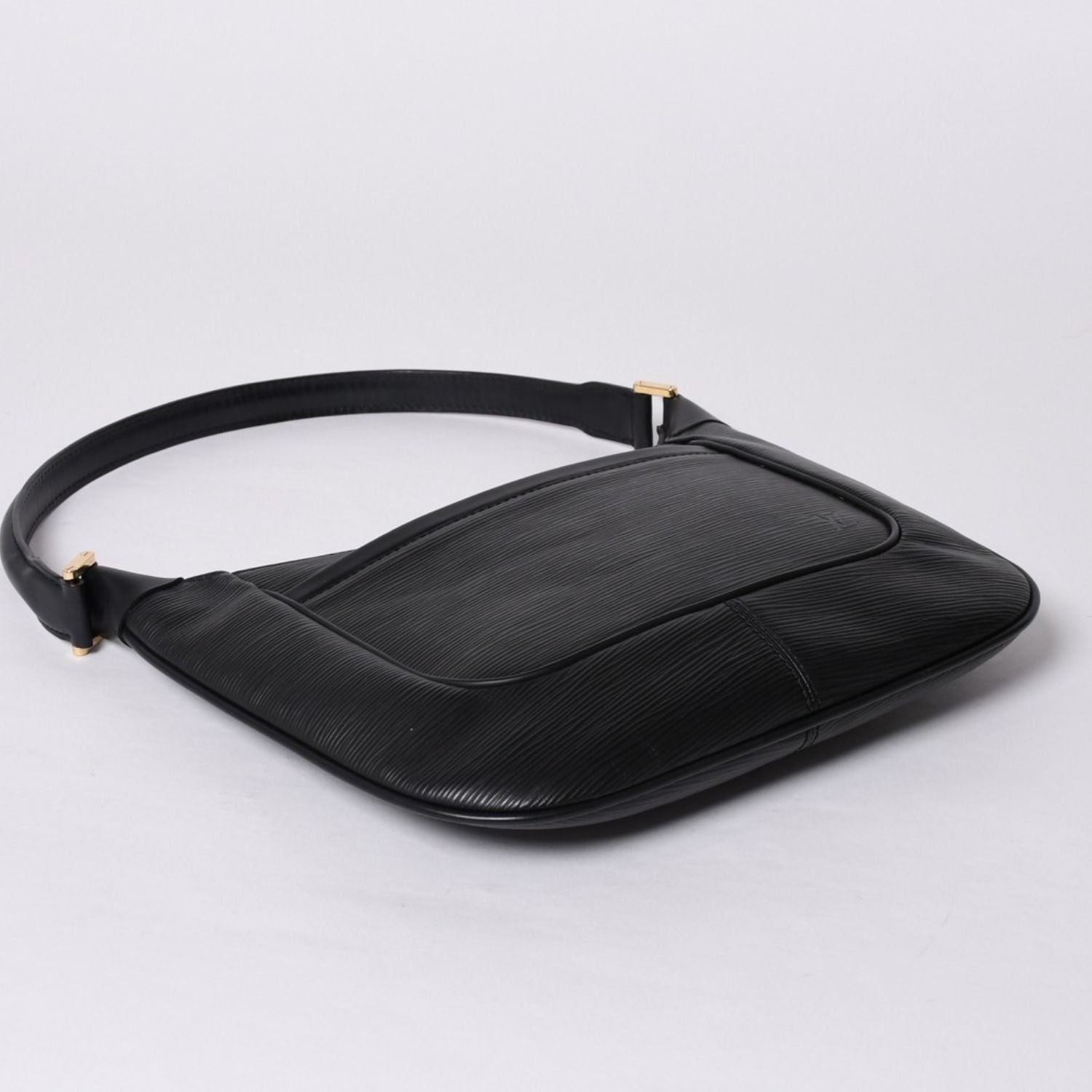 Louis Vuitton Matsy Bag Handbag Epi Black — view 8