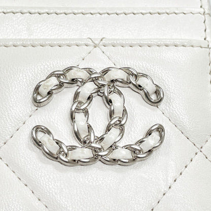 Chanel Coin Case 19 Lambskin Ivory — view 3