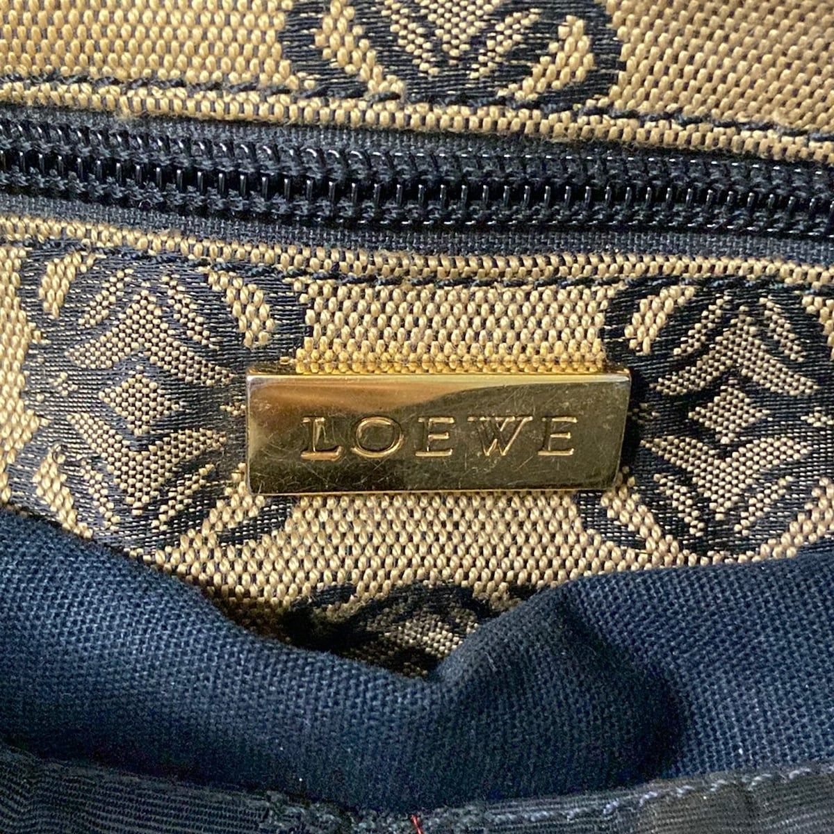 Loewe Shoulder Bag Anagram Pattern Beige Black Leather — view 8