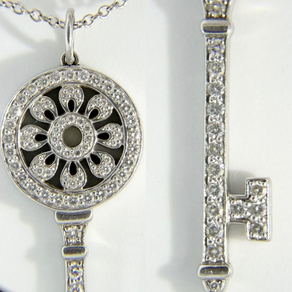 Tiffany & Co Necklace Petaluki Pendant 18k WG Gold Diamond — view 4
