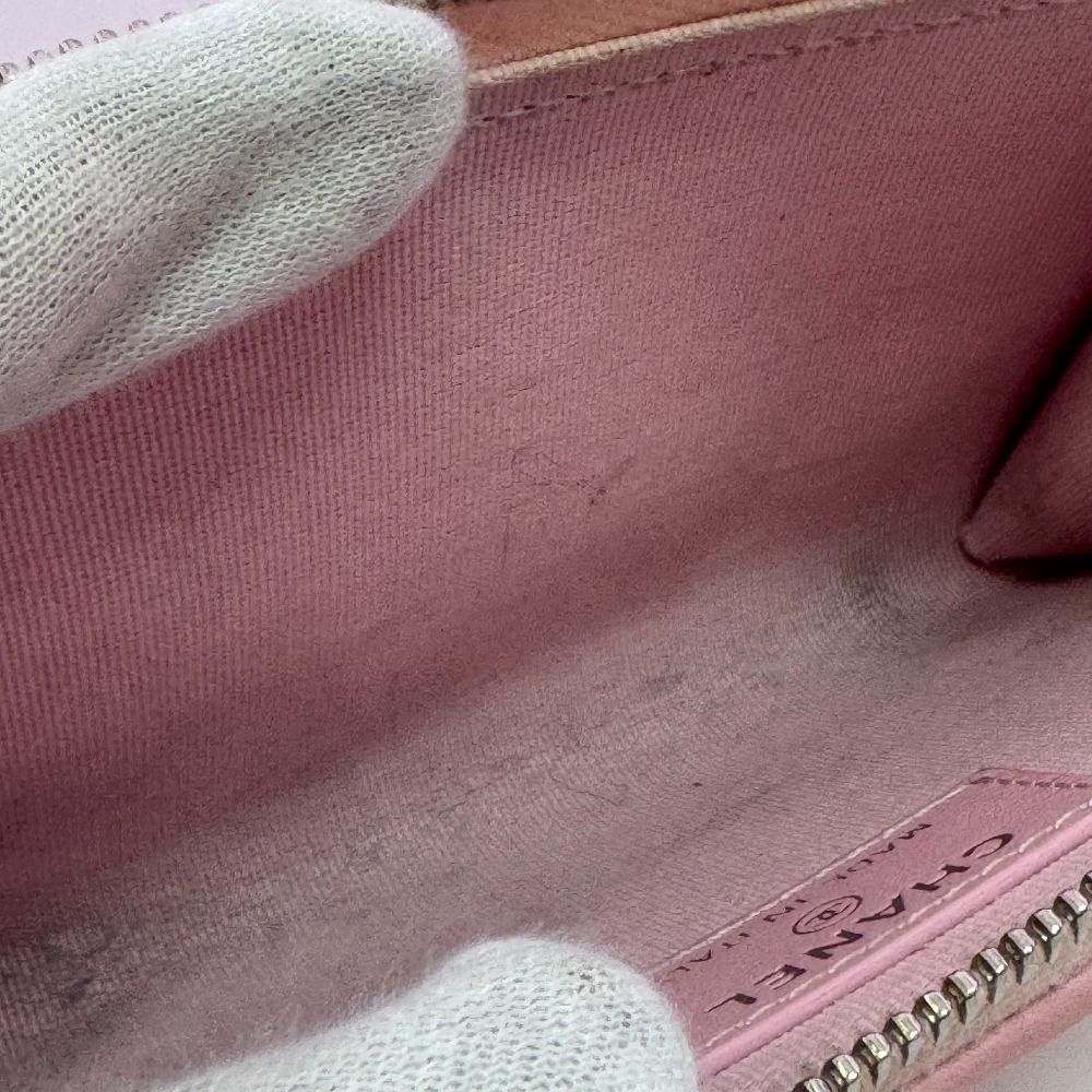 Chanel Fragment Case Quilted Leather Card Pink — view 6