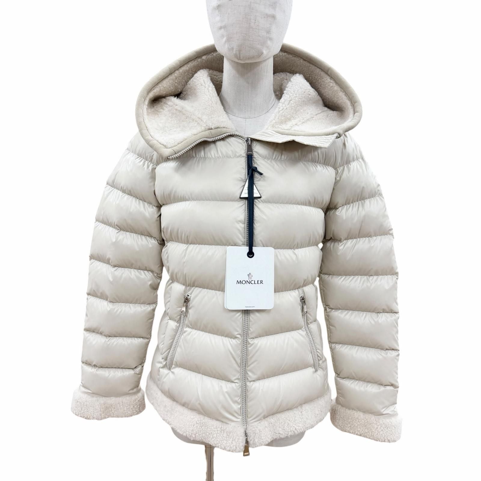 Moncler Guichard Logo Patch Lambskin Contrast Down Jacket Beige 1
