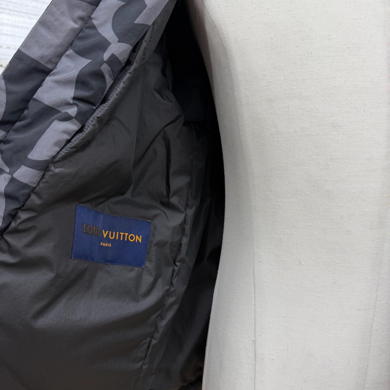 Louis Vuitton Monogram Flower Quilted Double Zip Up Jacket Gray Black 50 — view 5