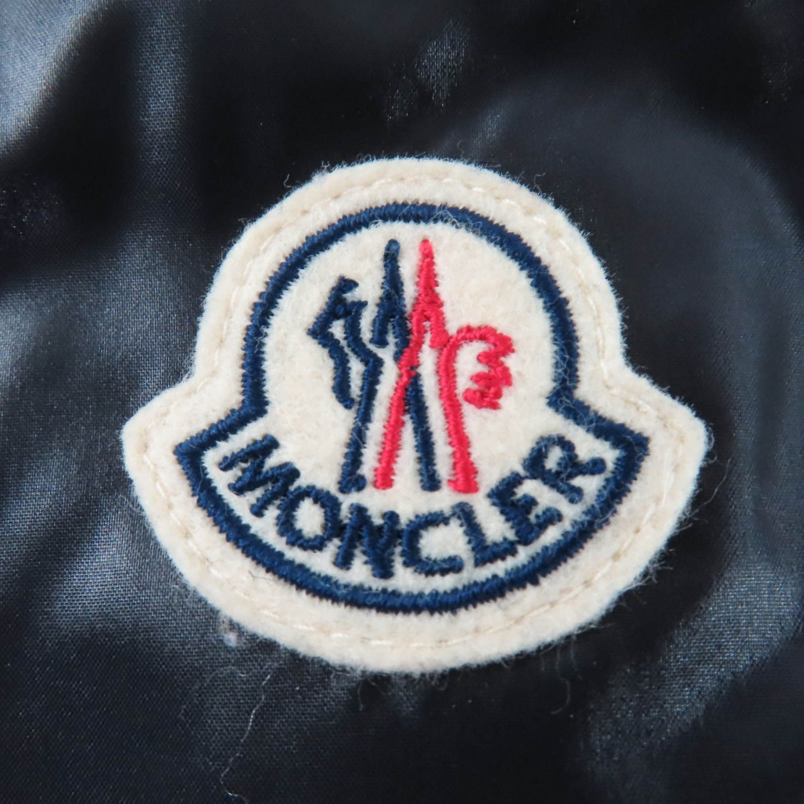 Moncler Sangatte Logo Patch Zip Up Jacket Black 3 — view 6
