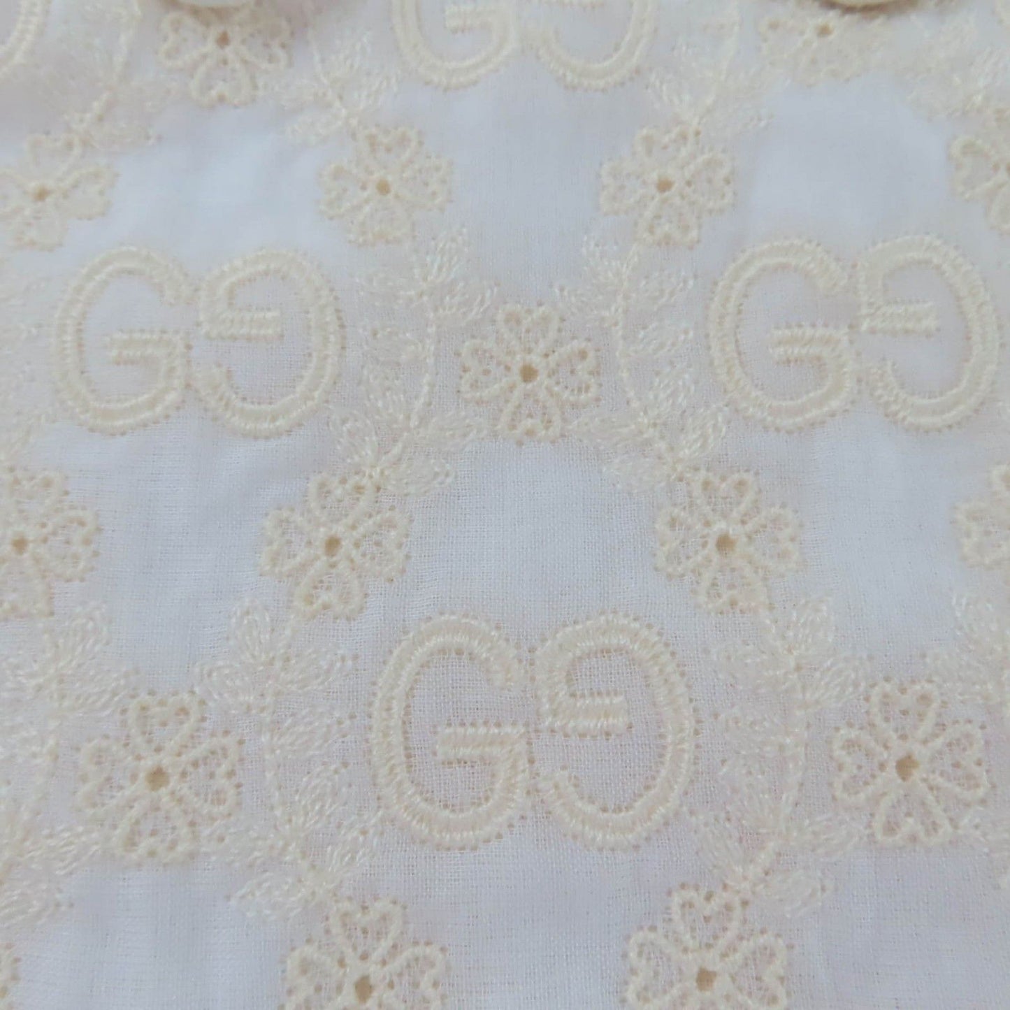 Gucci Cotton GG Flower Embroidered Short Sleeve Shirt Blouse Ivory 36 — view 5