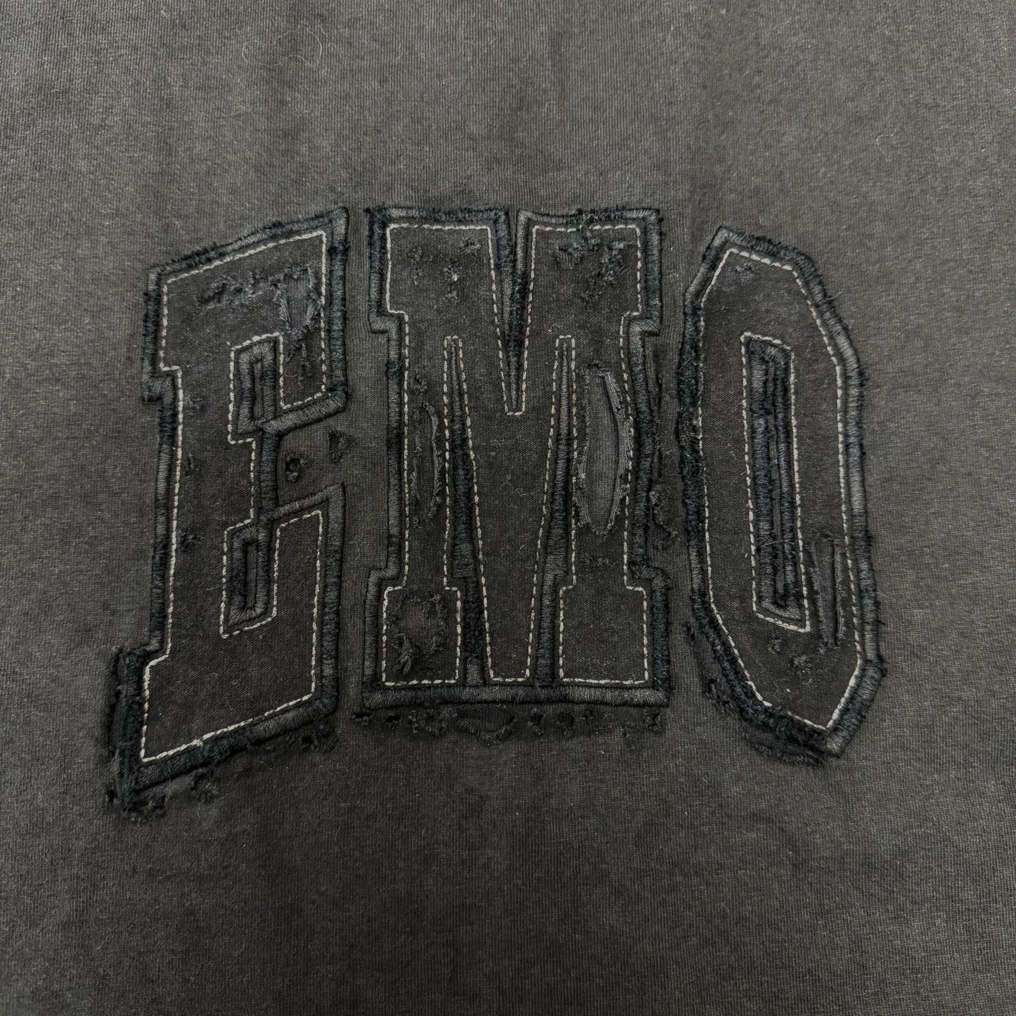 Balenciaga Cotton 100% Emo Team Logo Boxy Destroyed Short Sleeve T-Shirt Black — view 5