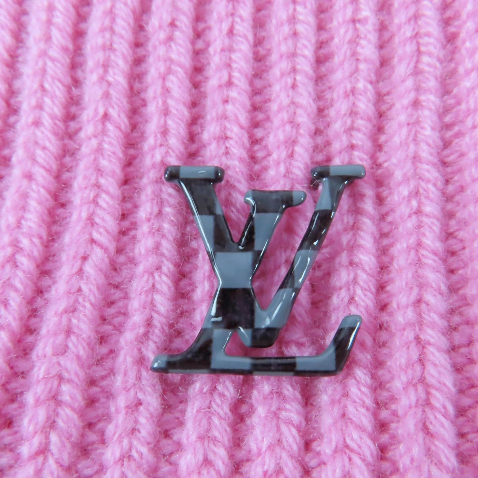 Louis Vuitton Bonnet LV Ahead Cashmere Knit Cap Pink Hat — view 8