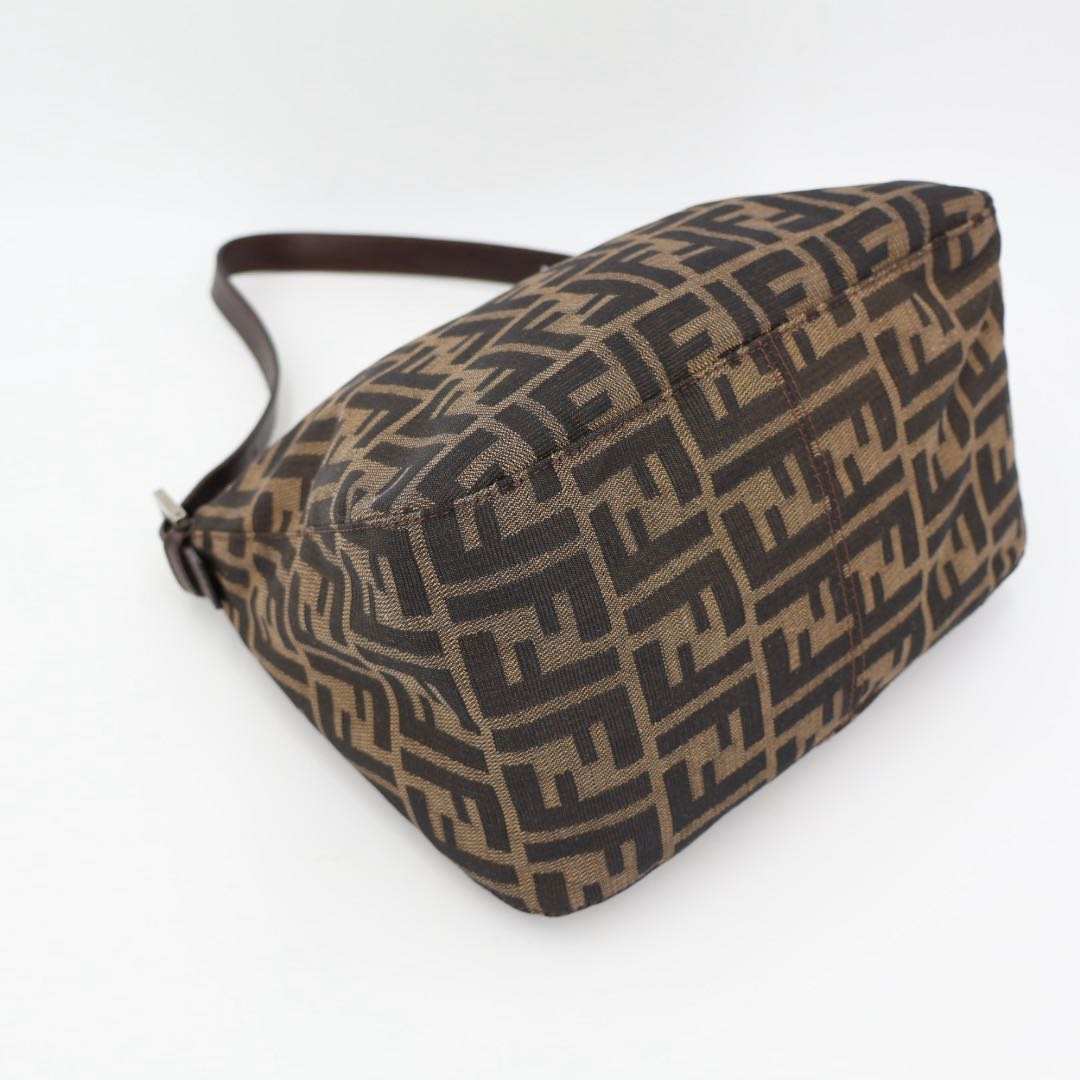 Fendi Shoulder Bag Brown — view 9