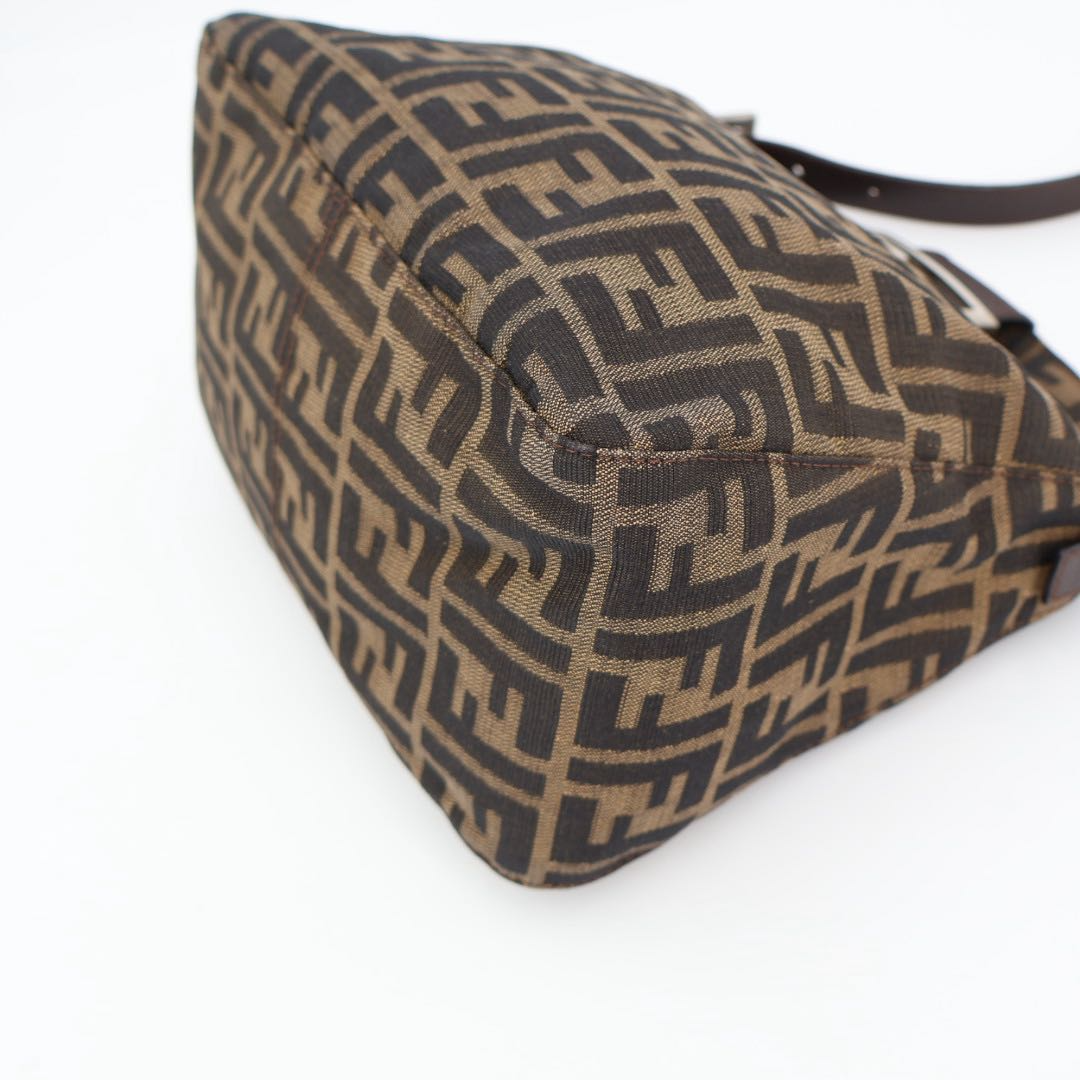 Fendi Shoulder Bag Brown — view 7