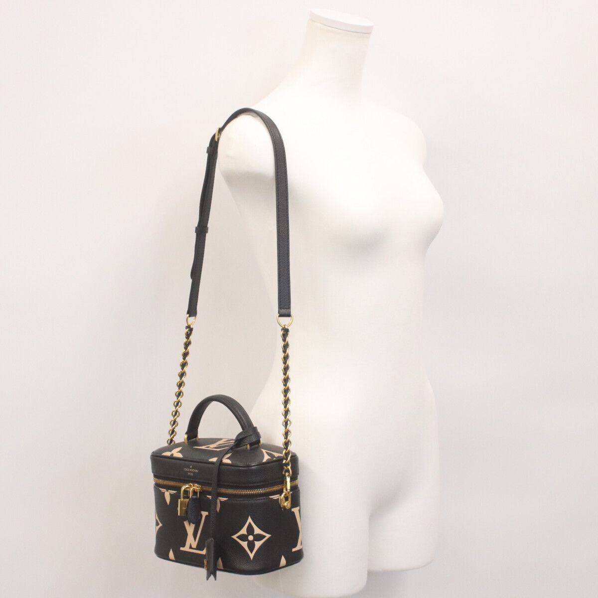 Louis Vuitton Bicolor Noir Monogram Empreinte Vanity PM — view 2