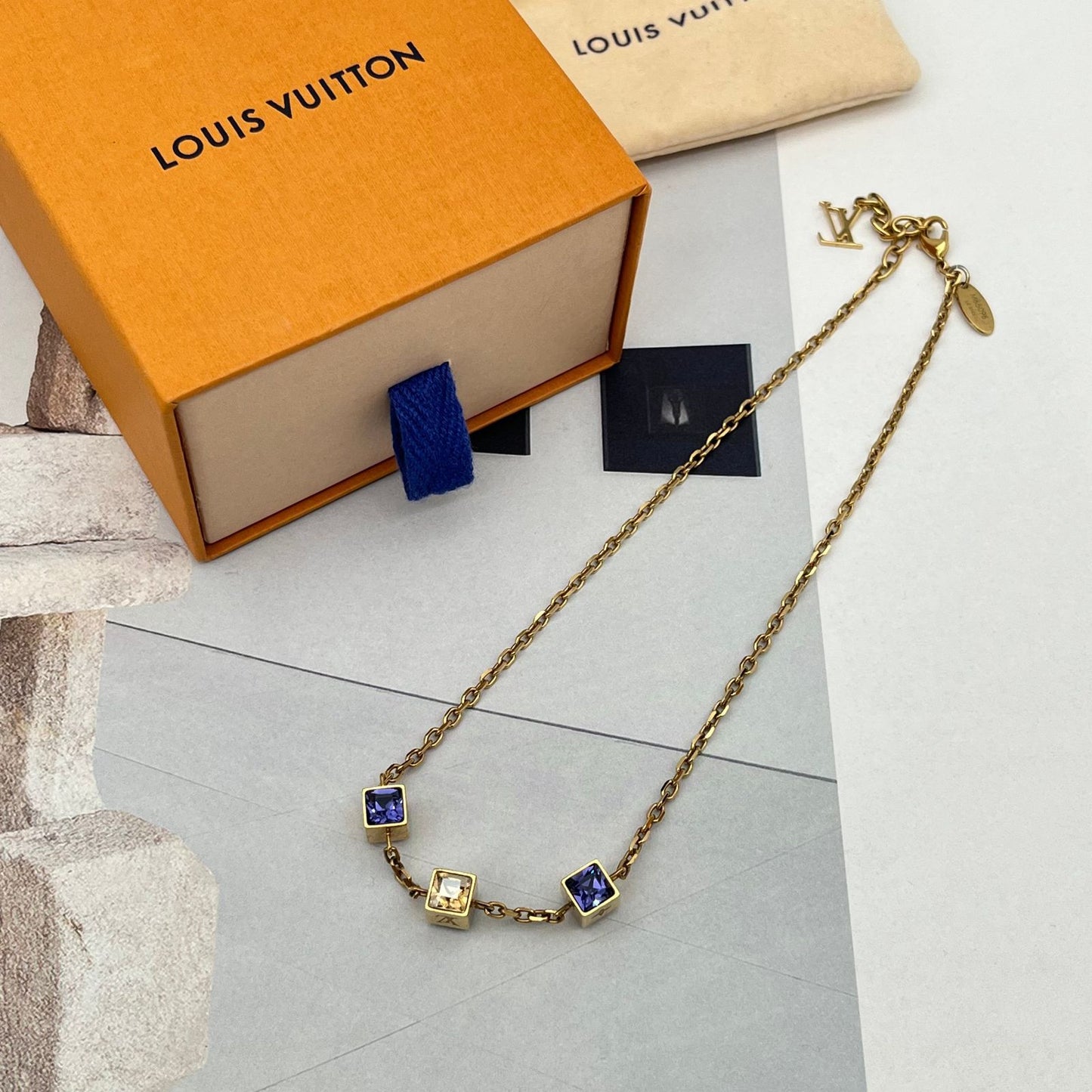 Louis Vuitton Collier Gamble Necklace — view 3
