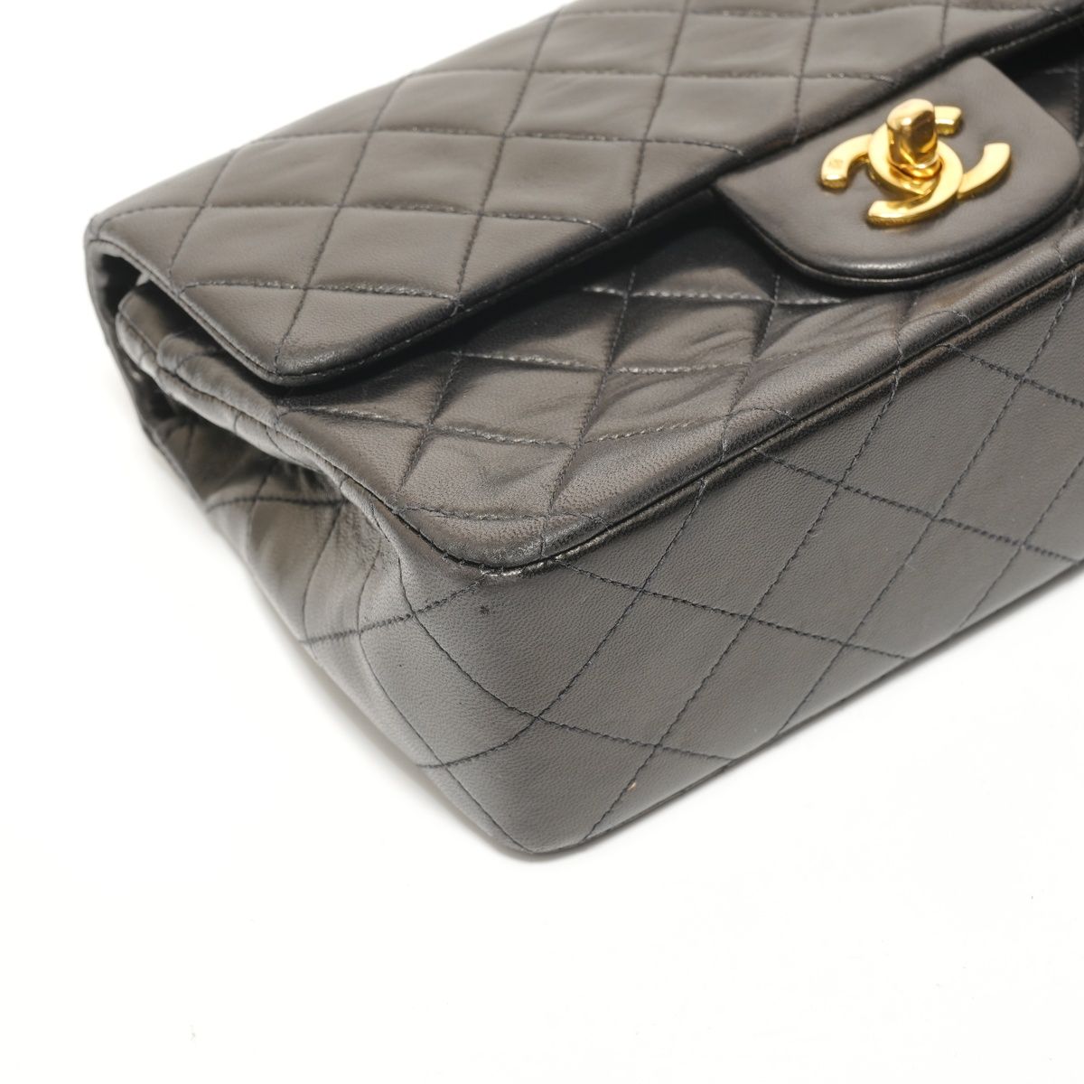 Chanel Shoulder Bag Quilted Double Flap Chain 23 Lamb — view 5
