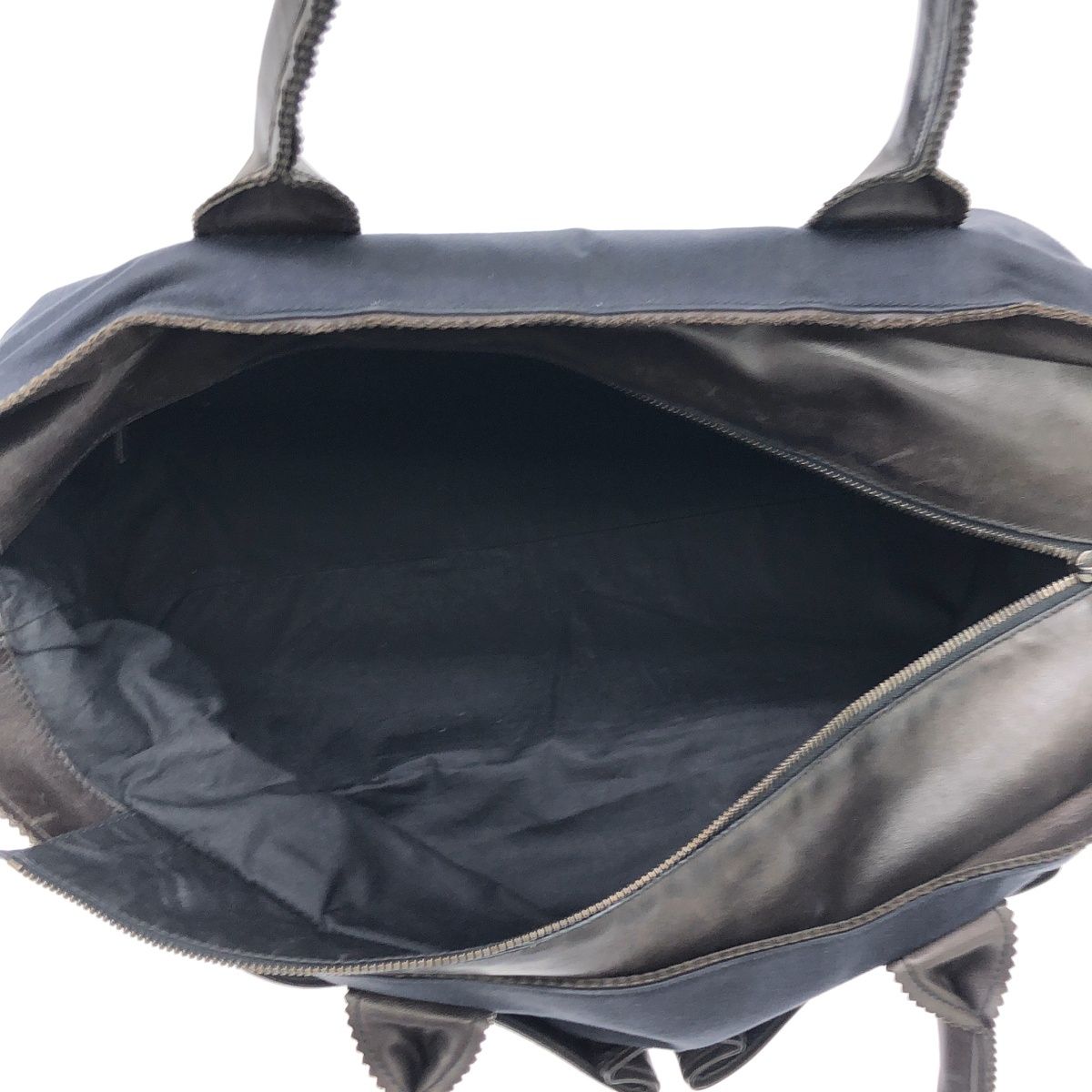 Bottega Veneta Leather Tote Navy Black — view 6