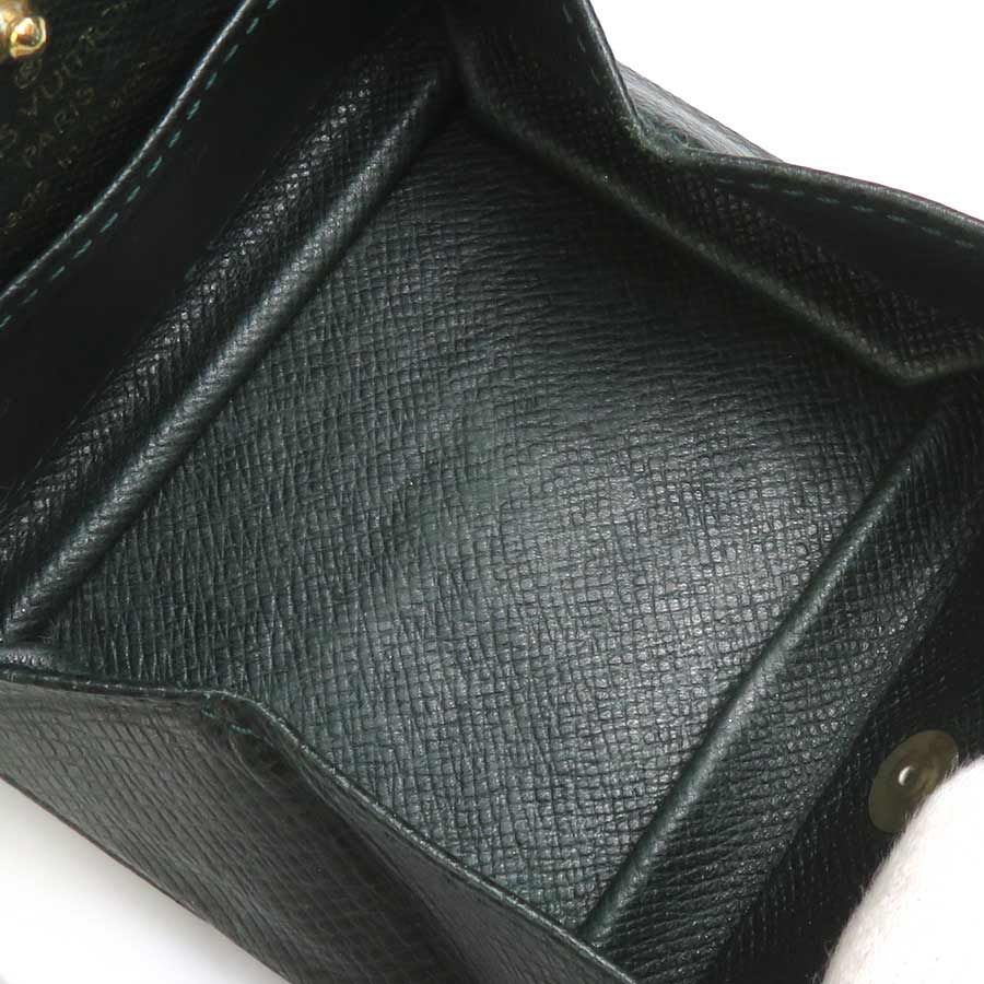 Louis Vuitton Coin Case Taiga Porte Monet Boite — view 6