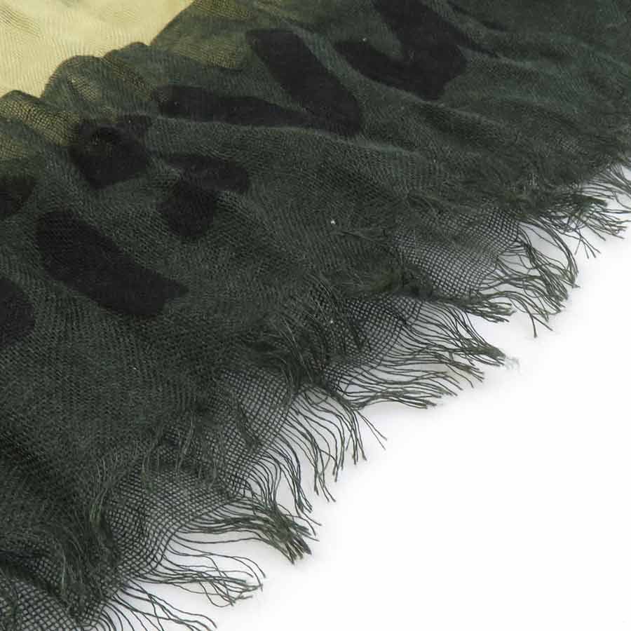 Louis Vuitton Shawl Scarf — view 4