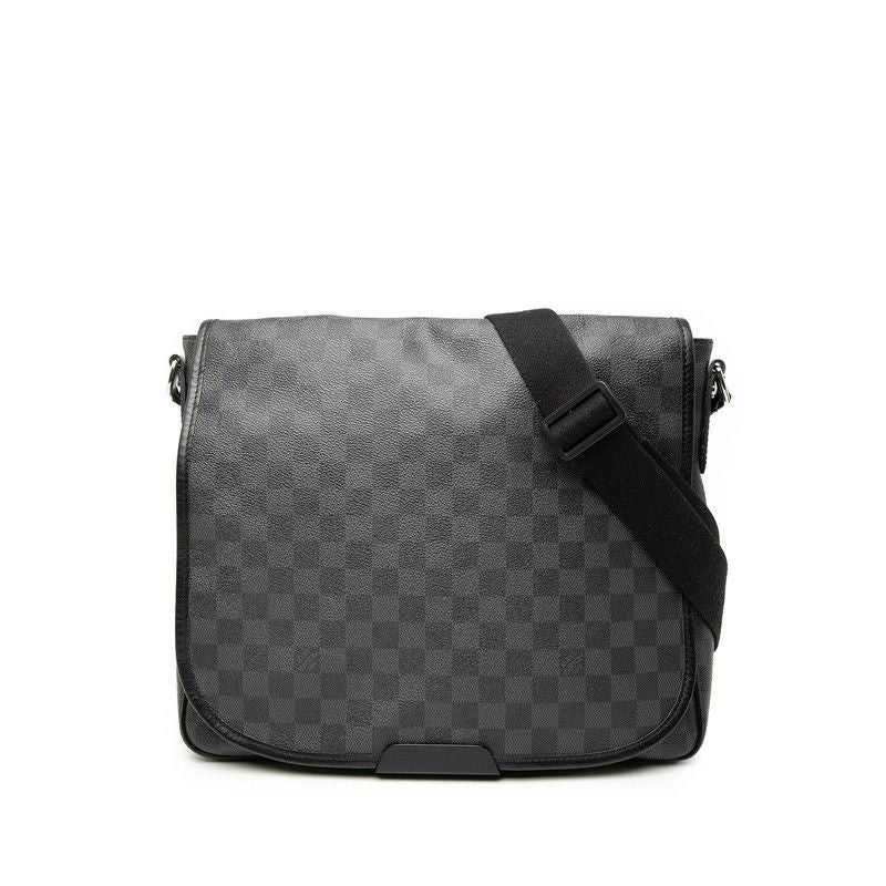 Louis Vuitton Damier Daniel MM Crossbody Shoulder Bag Black Leather 1