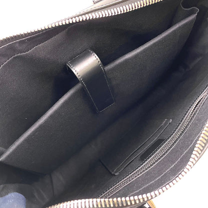 Gucci GG Supreme Shoulder Strap Leather Gray Black Business Bag Silver — view 3