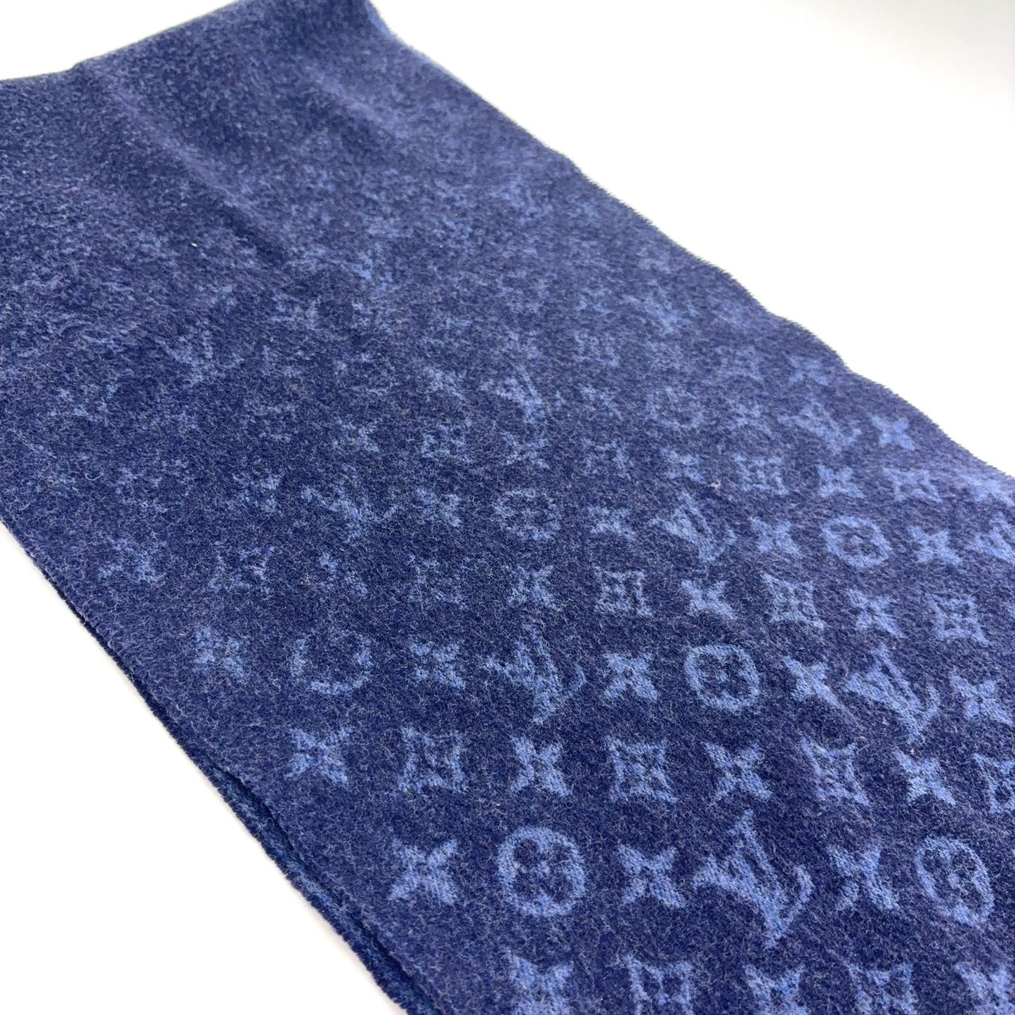 Louis Vuitton Echarpe Monogram Gradient Wool Cashmere Dark Navy Blue Scarf — view 5