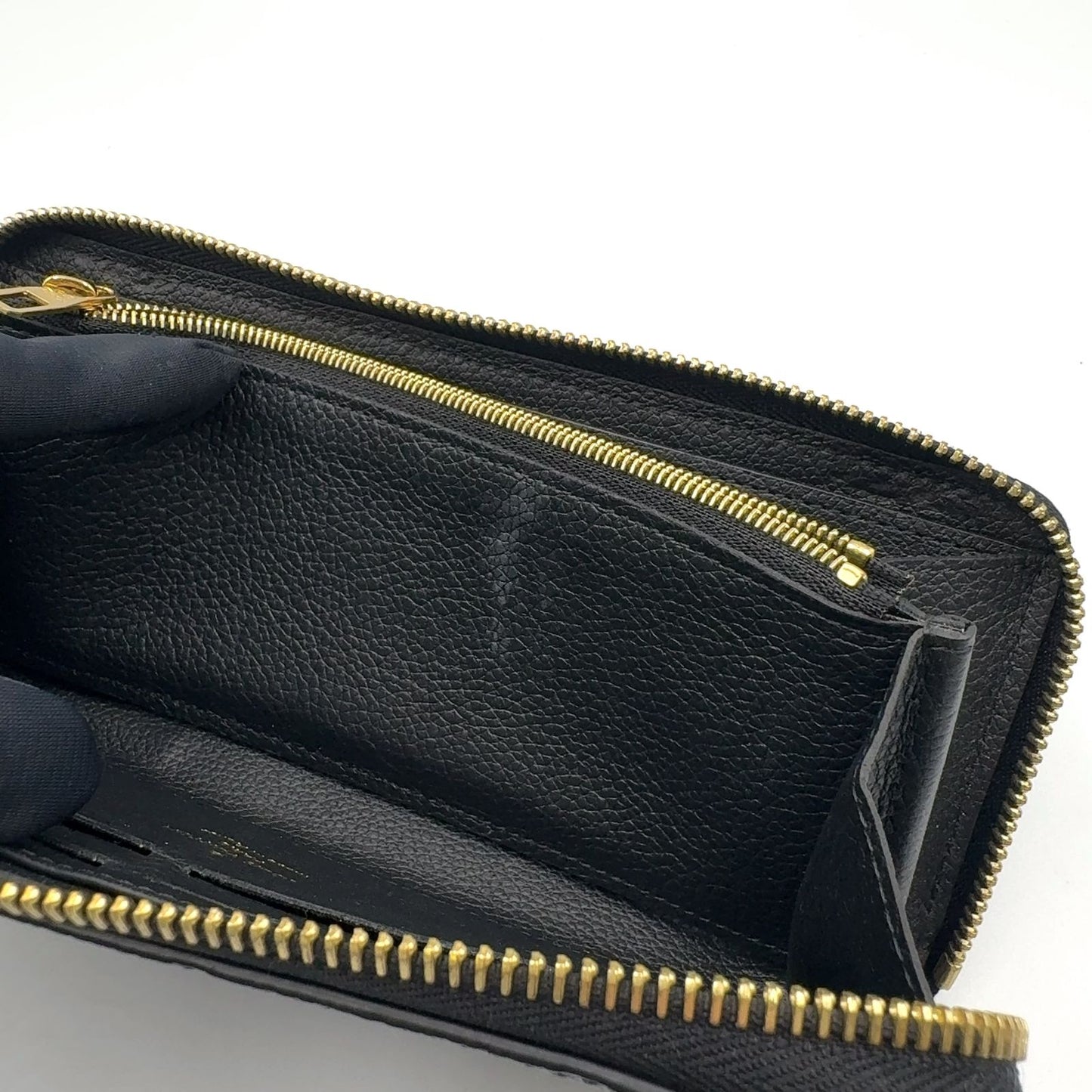 Louis Vuitton Portefeuille Clemence Monogram Empreinte Leather Black Round — view 8