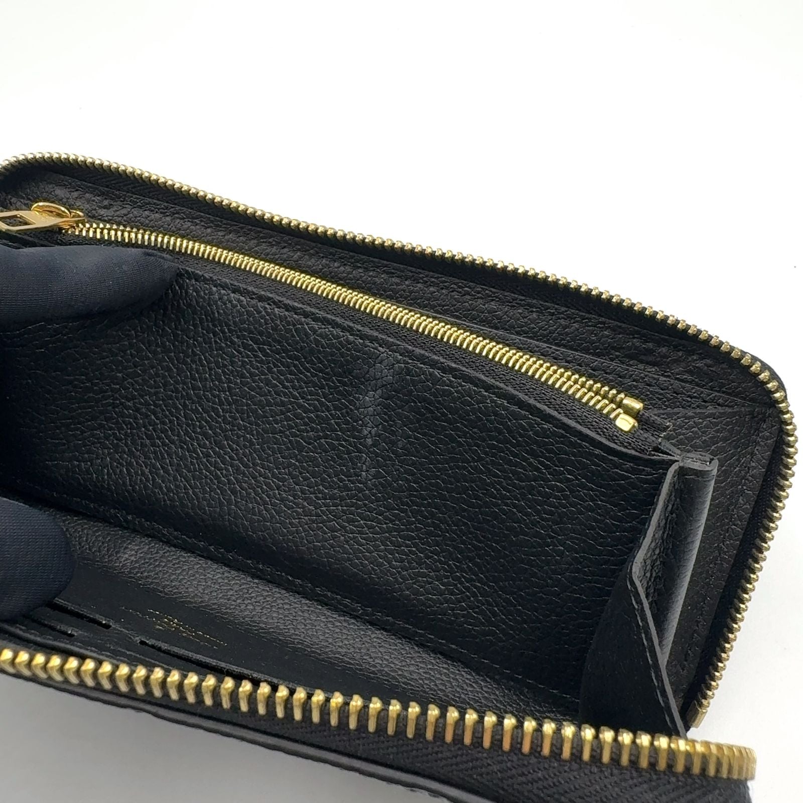 Louis Vuitton Portefeuille Clemence Monogram Empreinte Leather Black Round — view 8