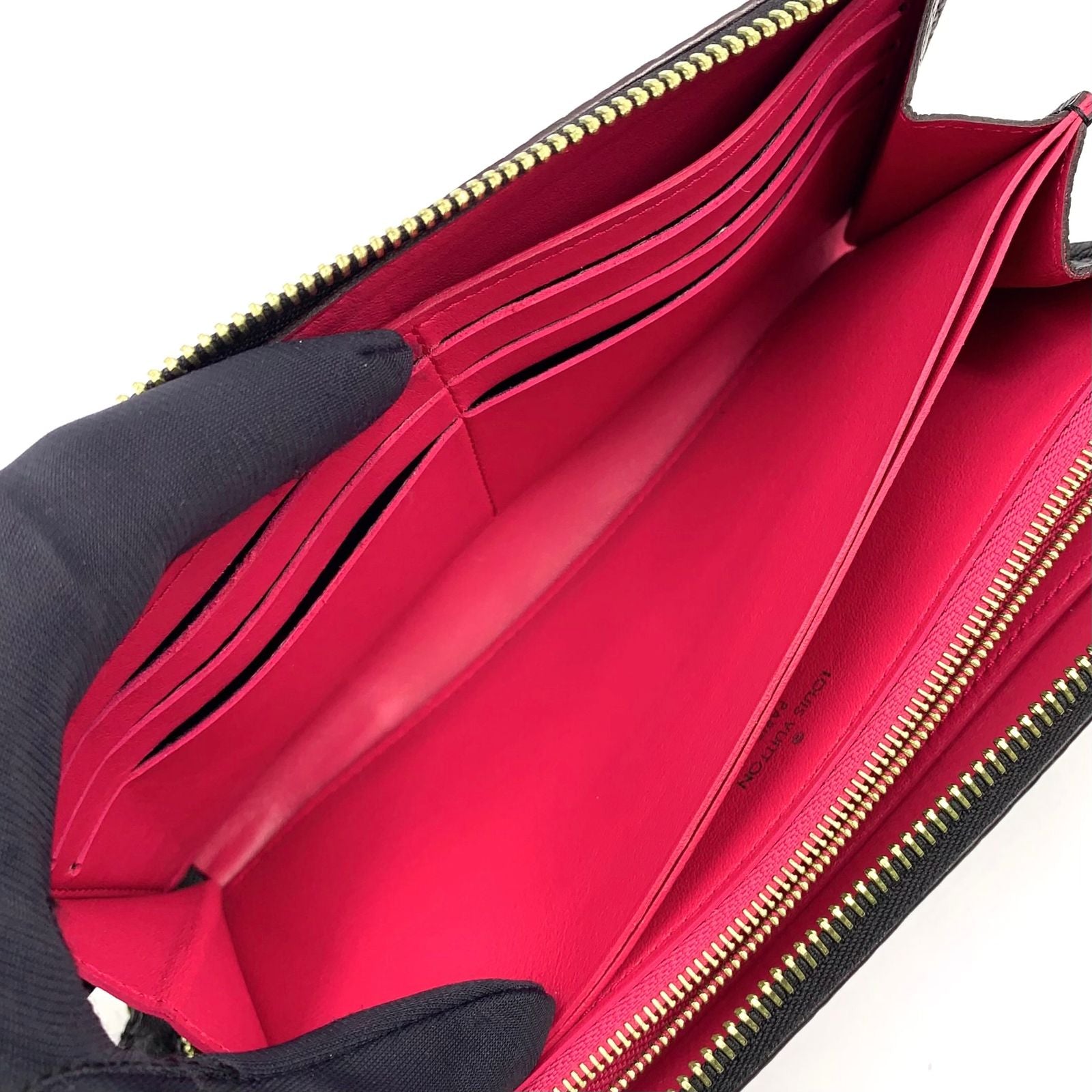 Louis Vuitton Portefeuille Comet Noir Taurillon Leather Black L-shaped Zippy — view 7
