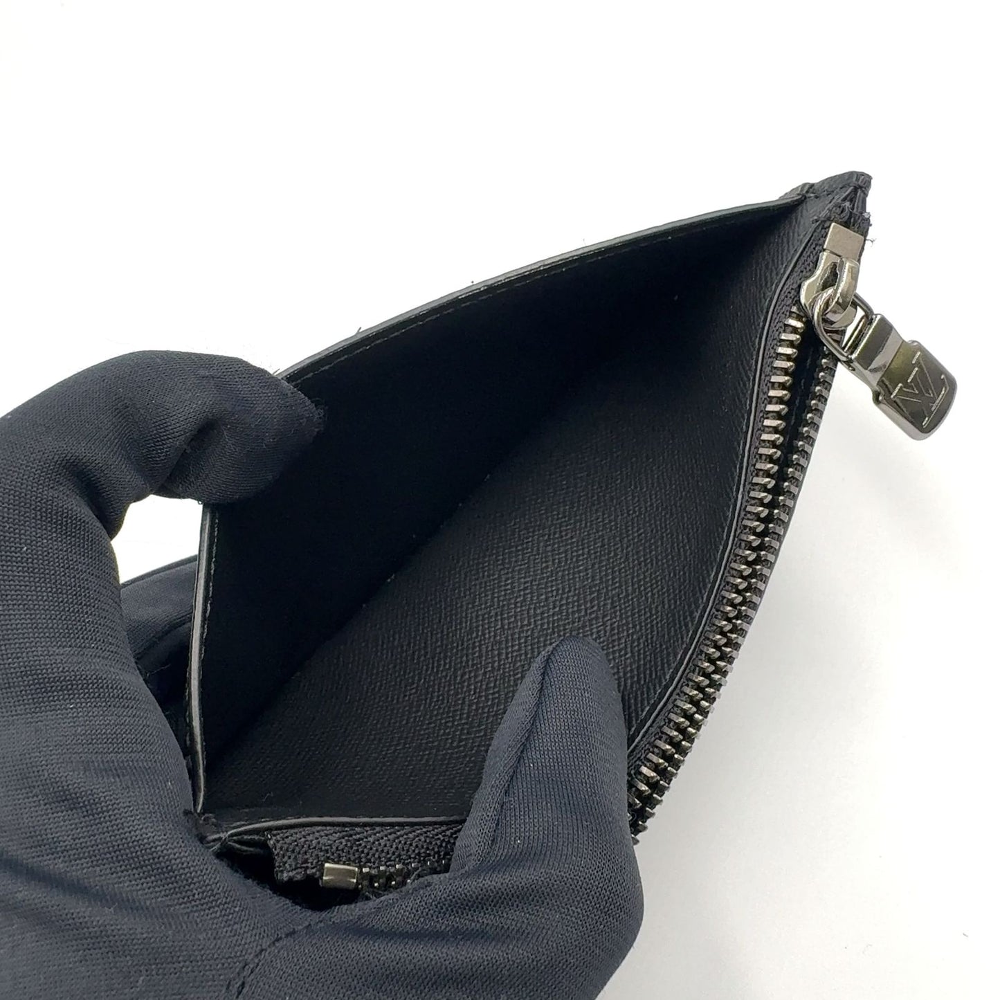 Louis Vuitton Monogram Eclipse Taiga Coin Card Holder Black Wallet Silver — view 4