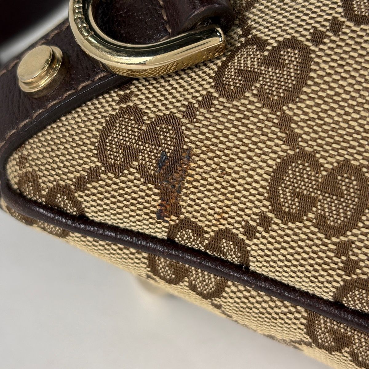 Gucci GG Pattern Shoulder Bag Canvas Brown — view 4