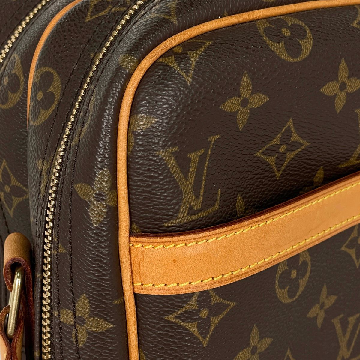 Louis Vuitton Reporter GM Crossbody Shoulder Bag Monogram Brown — view 5