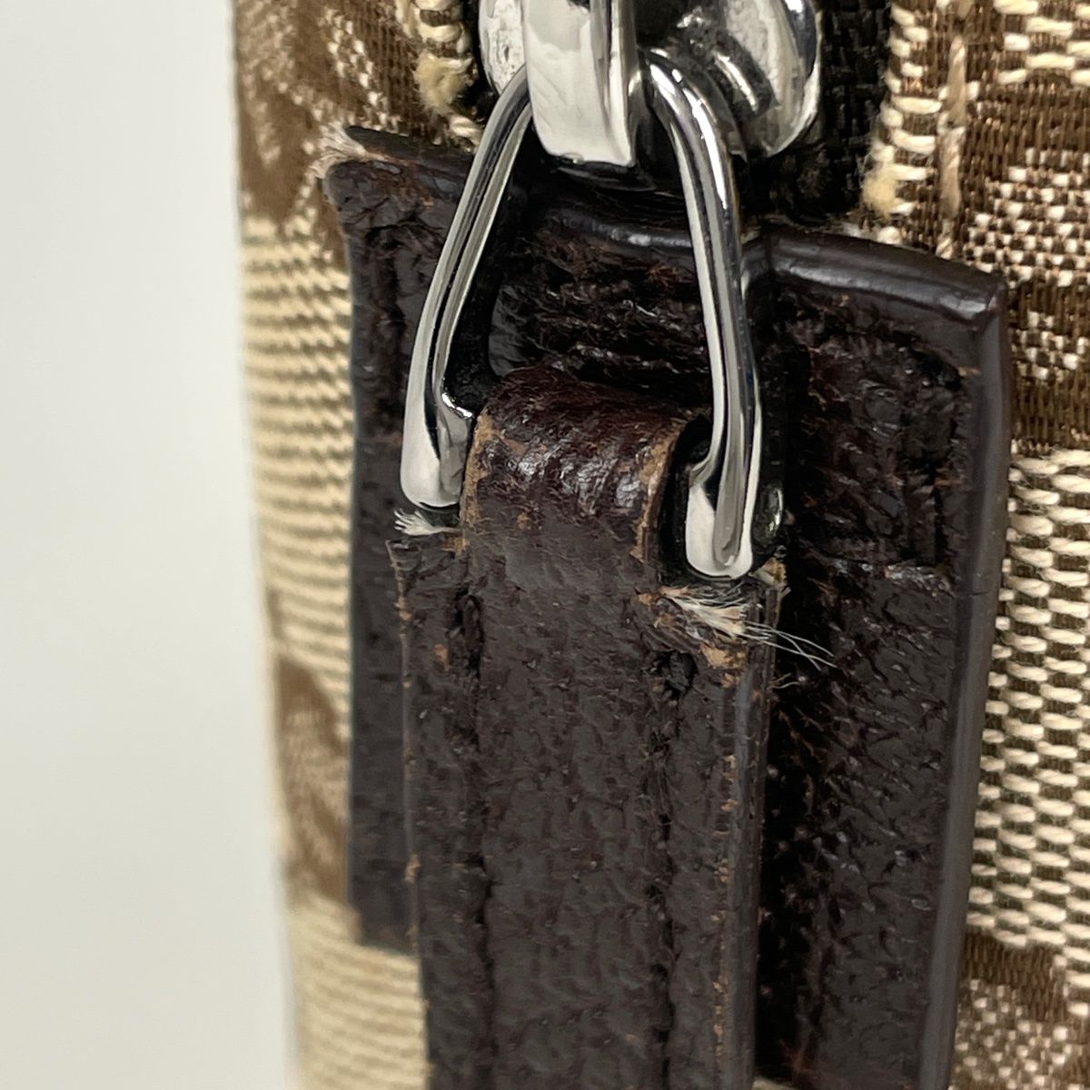 Gucci GG Pattern Shoulder Bag Canvas Brown — view 7